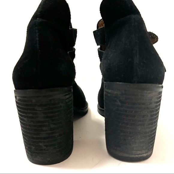 Jeffrey Campbell Black Suede Buckle Cutout Bootie B12/ - Picture 6 of 13